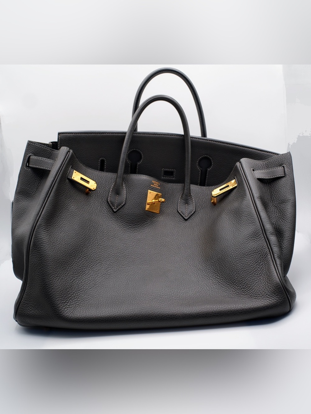 Hermes Birkin 40 in Clemence with Gold Hardware. Graphite Taurillon color. - Picture 12 of 13